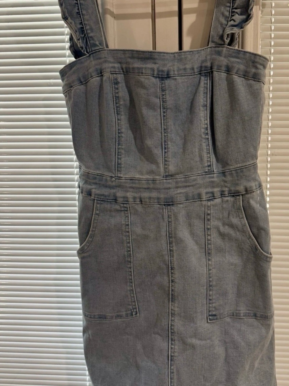 NWT Lot Of  Women’s Two Dresses And One Pair Of Pants